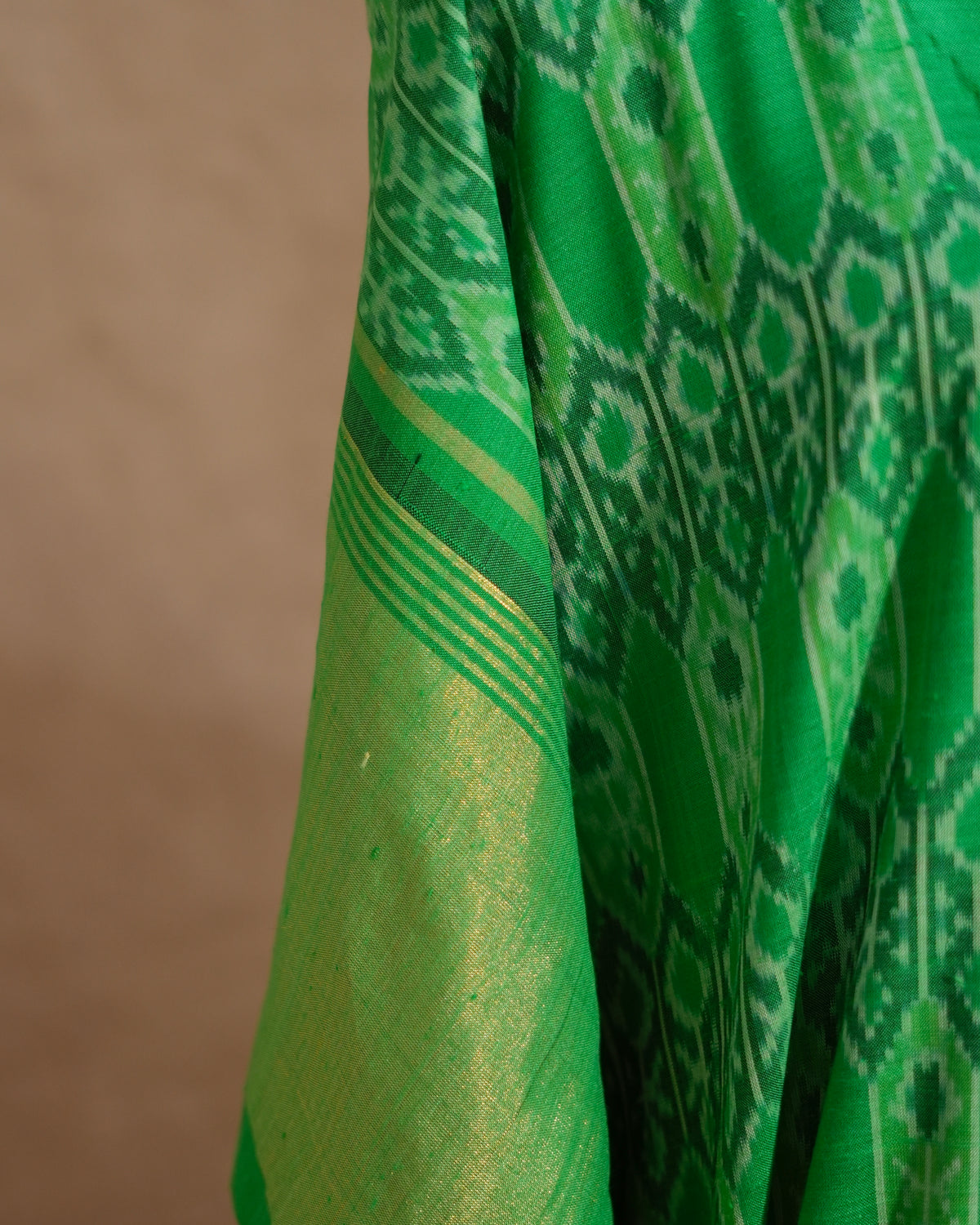 Parrot Grove Kaftan
